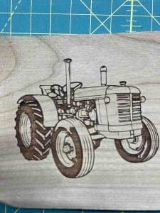 tractor engrave_wood
